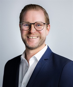 Oliver Büscher portrait